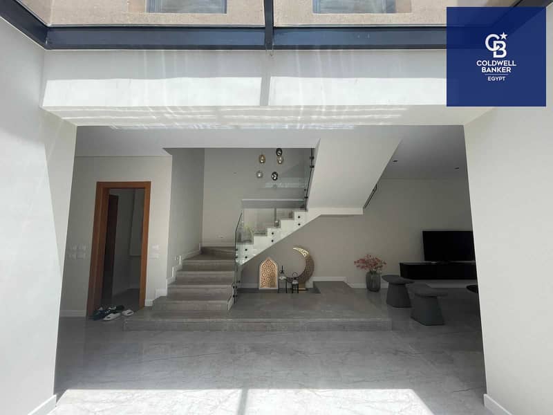 Immediate delivery and installments over 10 years: Townhouse villa for sale with sea view and modern finishing in Naia Bay, Ras El Hekma. - Widok 2