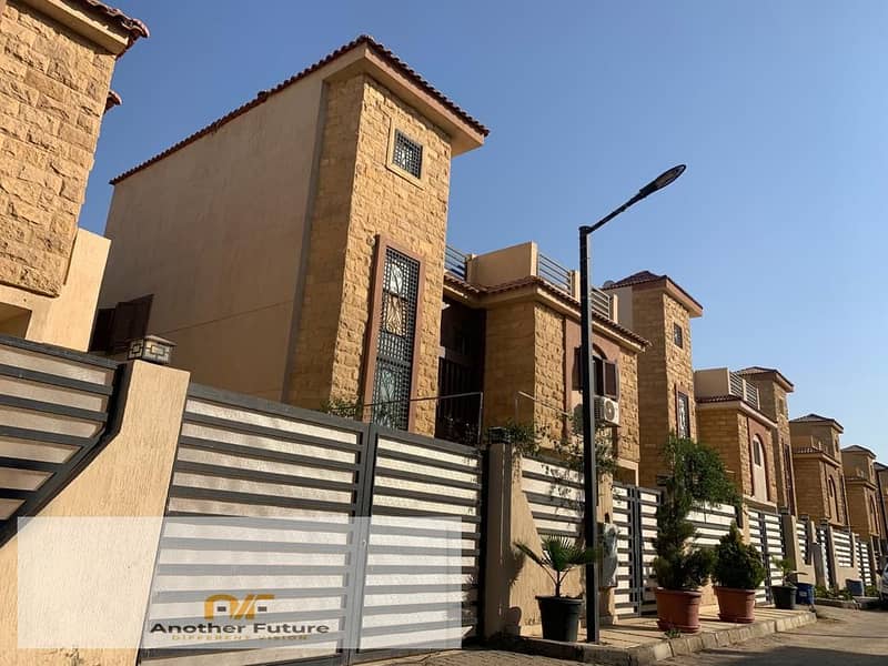 Largest Villa for Sale in Green Belt, October City - Mehr