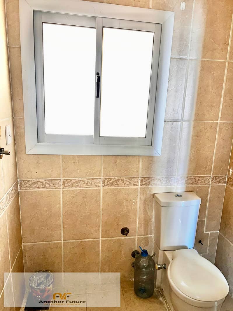 Hot Deal Apartment for Sale in Tiba Gardens Compound, Next to Mall of Arabia – další