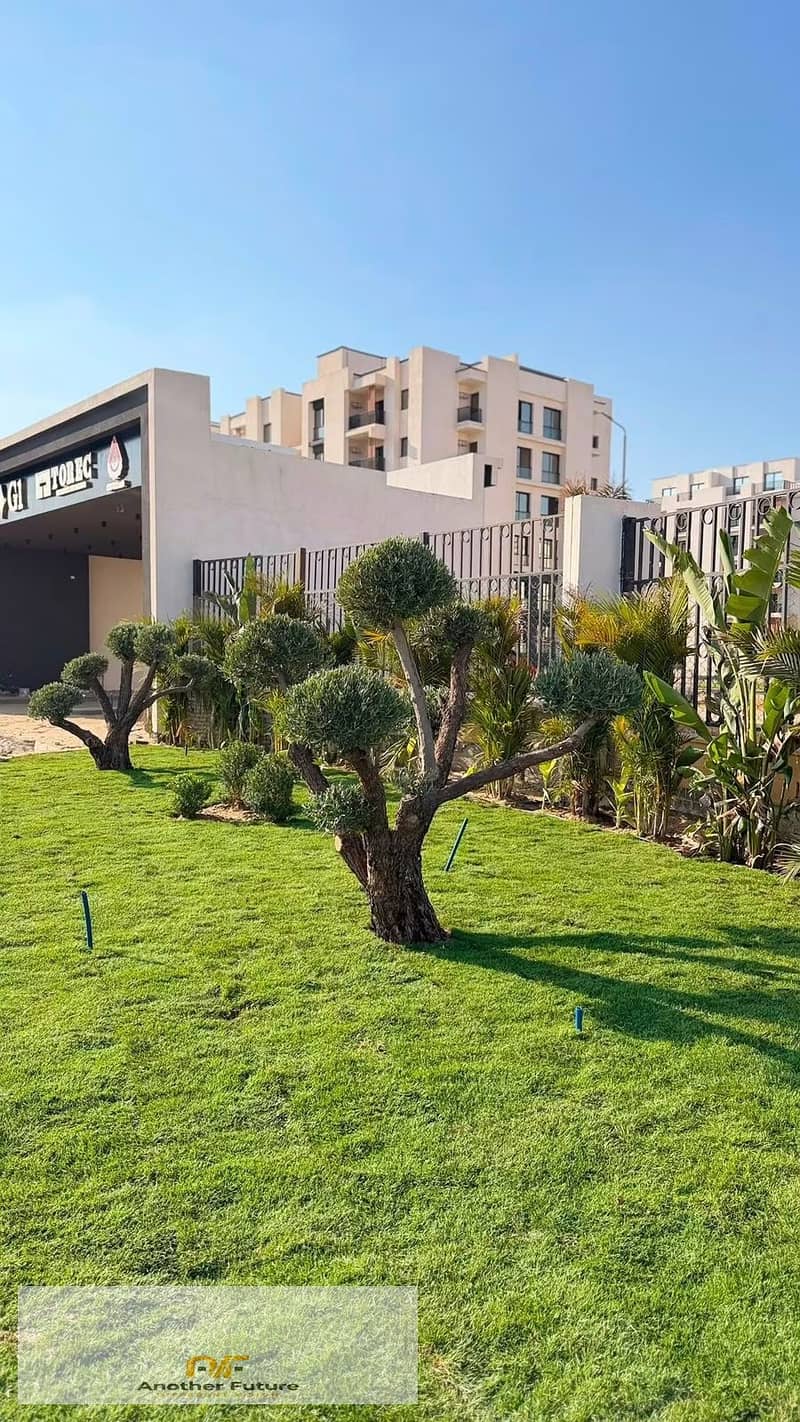 Own an apartment in the finest modern residential projects in Sheikh Zayed City. The compound combines privacy and a strategic location. – pohled 2