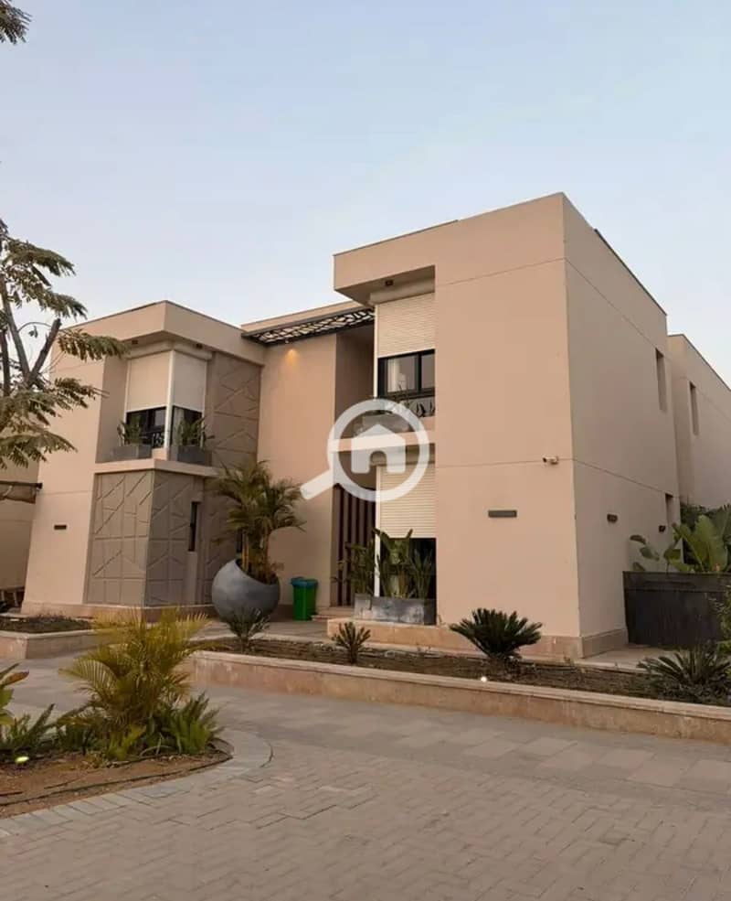 Standalone Villa 18 Months Delivery in Badya Palm Hills October Cash 436,080 Lagoon View - Widok 4