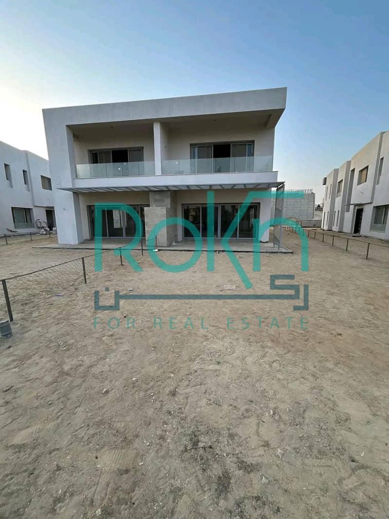 Villa for sale with a very special price in front of New Giza with an open view. - Ansicht 4
