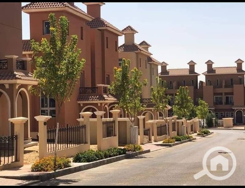 **151 m Resale Townhouse for Sale | Great Deal | Direct Owner | Nyoum October, 6th of October City** - Widok 4