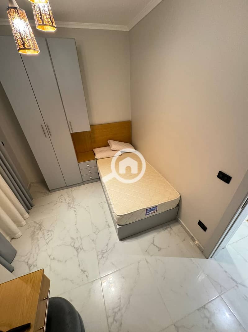 22 1000239232. jpg