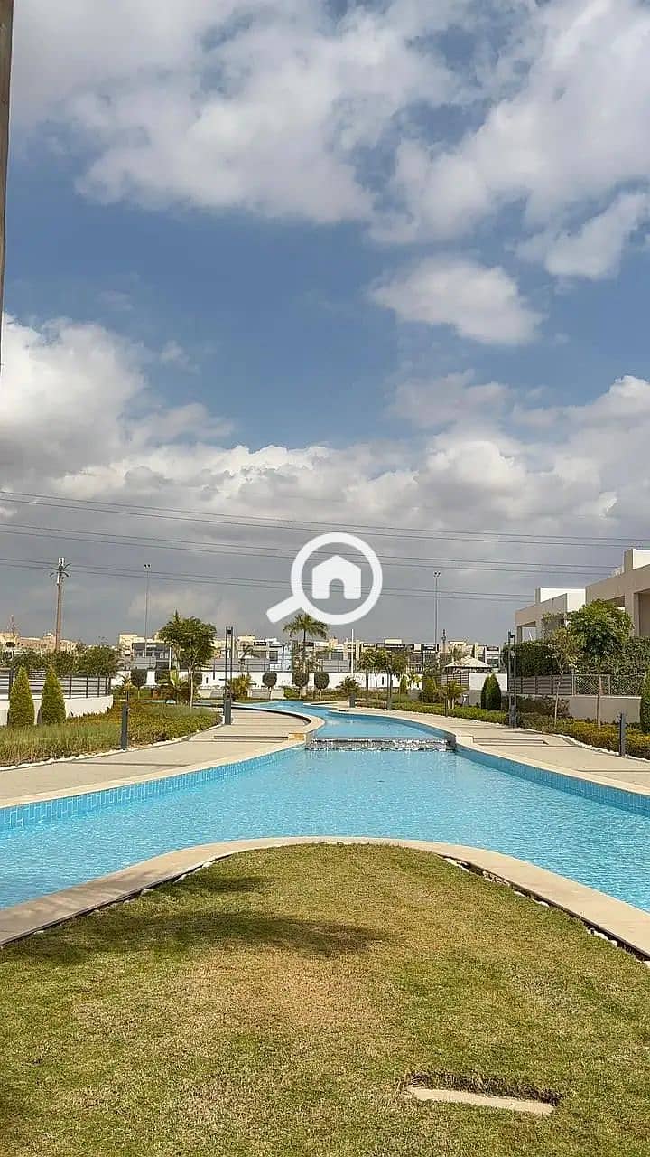 8 42763987-800x600. png