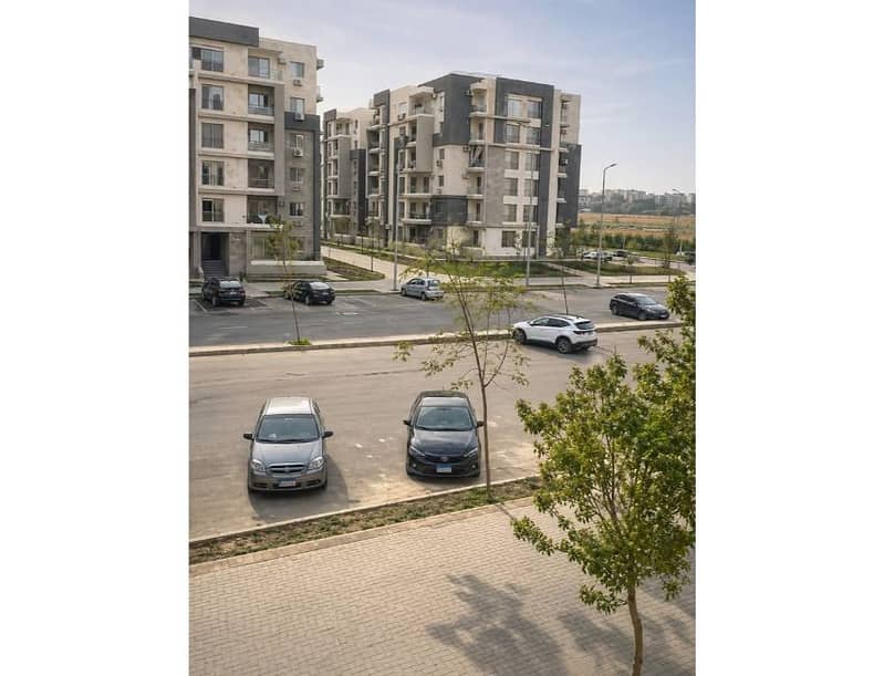 Resale apartment with a lower price than the owner, featuring a distinctive finish and a landscape view, 130 m in Janna October. - Ansicht 6
