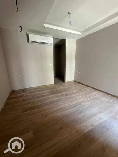 شقة 3 غرف نوم للبيع في الشيخ زايد، الجيزة - WhatsApp Image 2026-07-05 at 2.22. 35 PM. jpeg شقة 3 غرف نوم للبيع في الشيخ زايد، الجيزة - WhatsApp Image 2026-07-05 at 2.22. 35 PM. jpeg