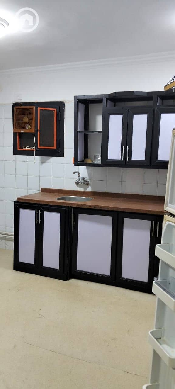 5 cbaf94be-fbb9-408d-8562-9d83ddfd594c. jpg