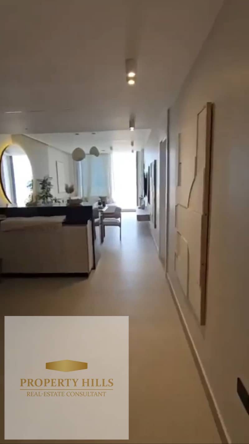 - Finished with air conditioning and furniture, a distinguished villa direct sea view on the coast beach inside Marina 5 • Immediate handover on key - Mehr