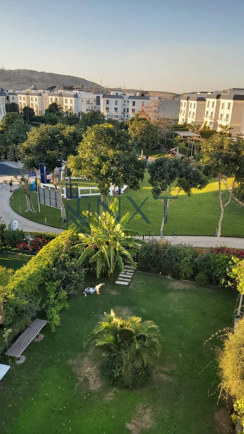For Sale | I Villa Roof Corner Type B in Mountain View Giza Plateau | 220 sqm + 80 sqm Roof | 3 Bedrooms | Core & Shell | Prime Corner Unit - Mehr