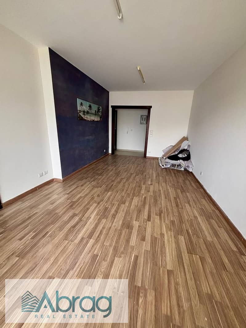 Apartment for rent, 134 sq m, in The Address Compound, Sheikh Zayed – pohled 2