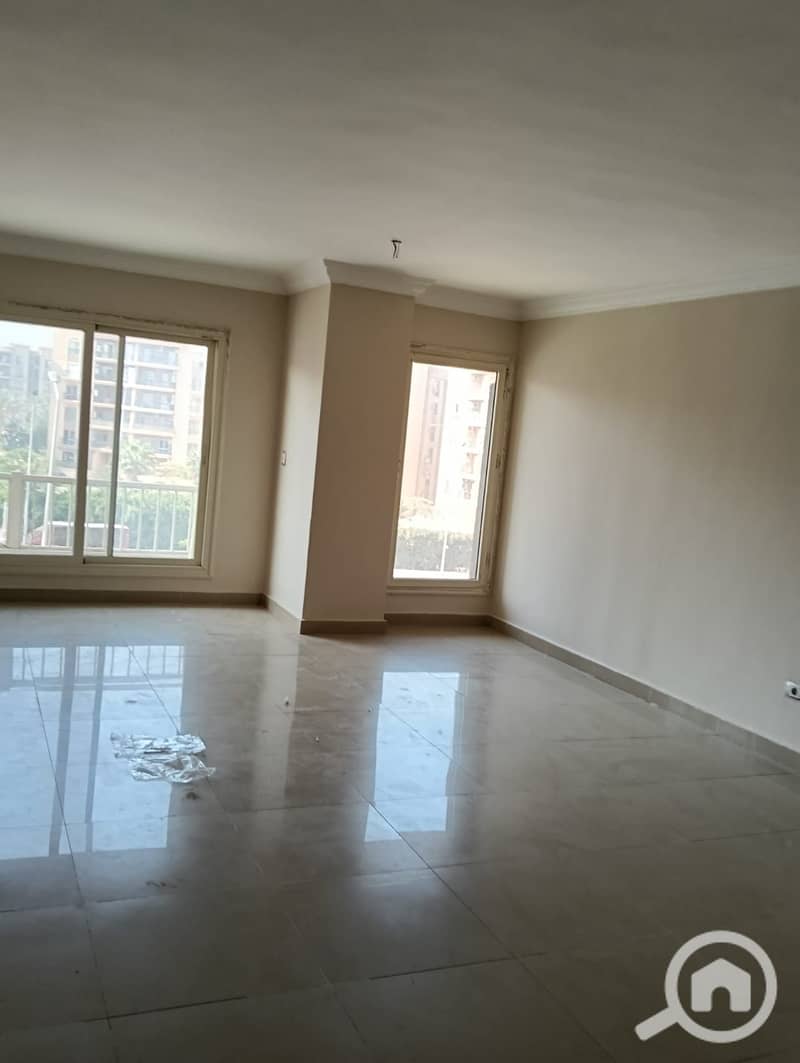 Empty apartment for rent in Jade Compound - Ansicht 4