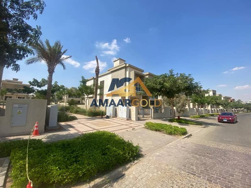 EXCLUSIVE Ultra Luxury Standalone Villa in Oriana 2, Cairo Festival City in New Cairo 690 SQM Land Prestigious - Widok 2