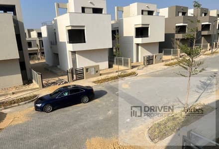 4 Bedroom Villa for Sale in 6th of October, Giza - original (2). jpg