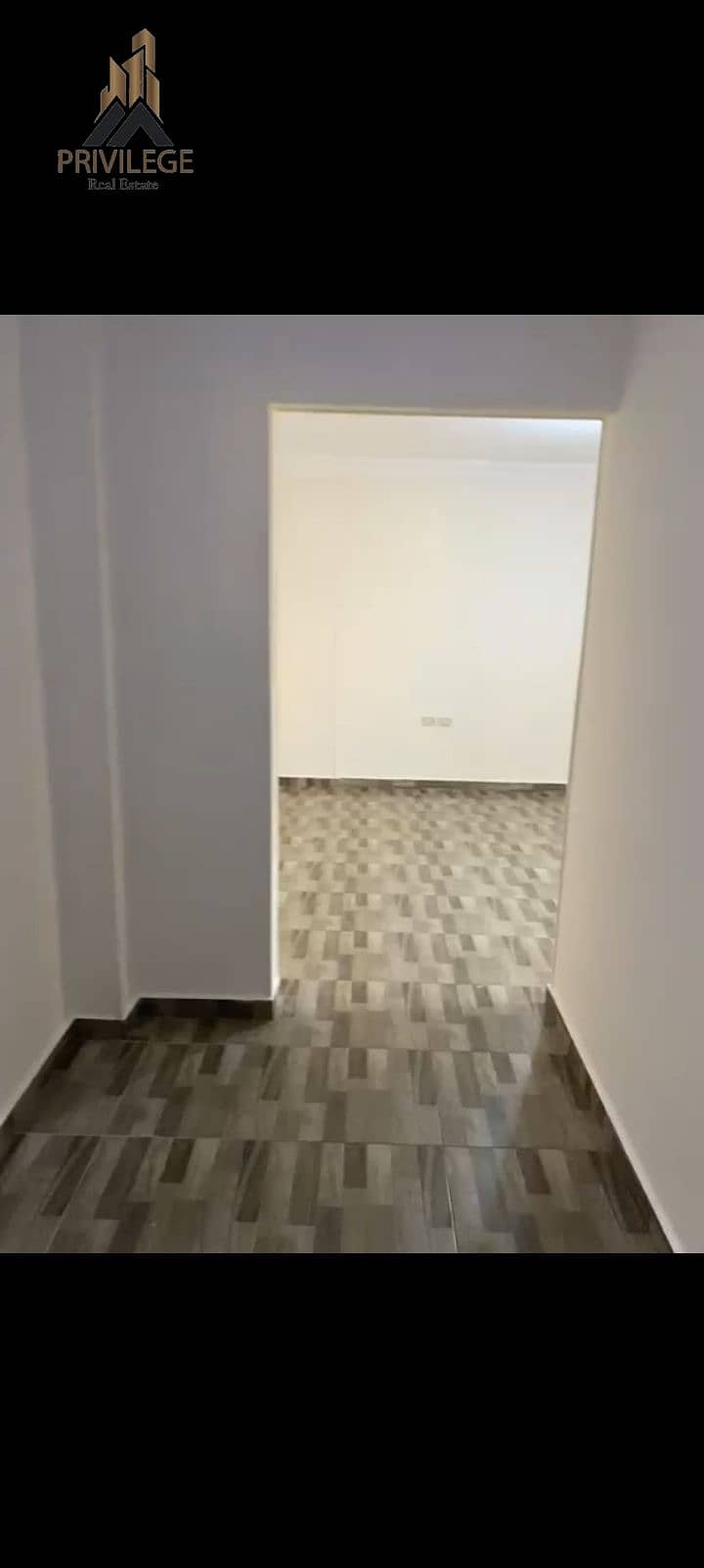 8 1000431476. jpg