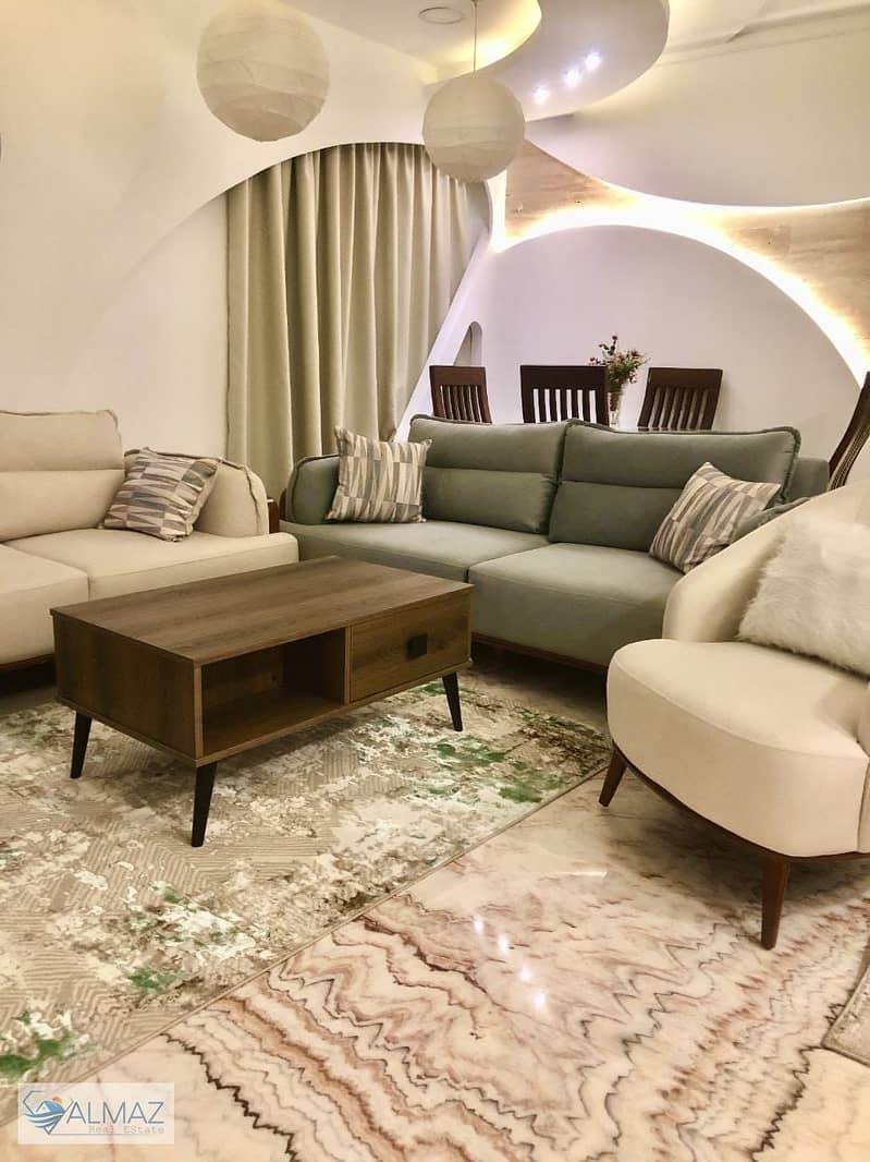 Furnished 85 sqm studio apartment for rent in the First District Villas, Fifth Settlement, near South 90th Street. - Widok 2