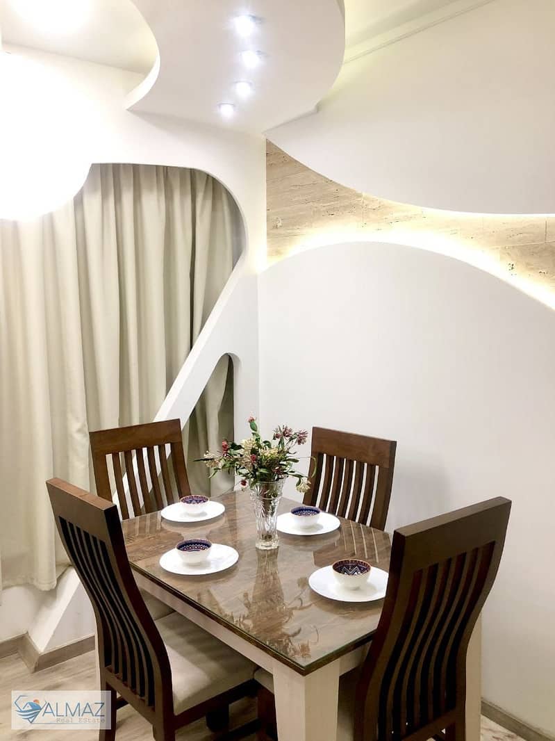 Furnished 85 sqm studio apartment for rent in the First District Villas, Fifth Settlement, near South 90th Street. - Widok 4