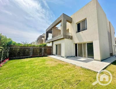 5 Bedroom Villa for Sale in 6th of October, Giza - 728255204_2873298013007926_6097436270971525998_n. jpg 5 Bedroom Villa for Sale in 6th of October, Giza - 728255204_2873298013007926_6097436270971525998_n. jpg