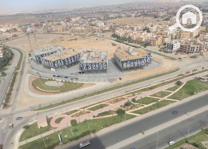 Commercial shop for rent:122sqm indoor and 76sqm outdoor- Lowest price per square meter in the area- Located directly across from Mall of Arab - Ansicht 5