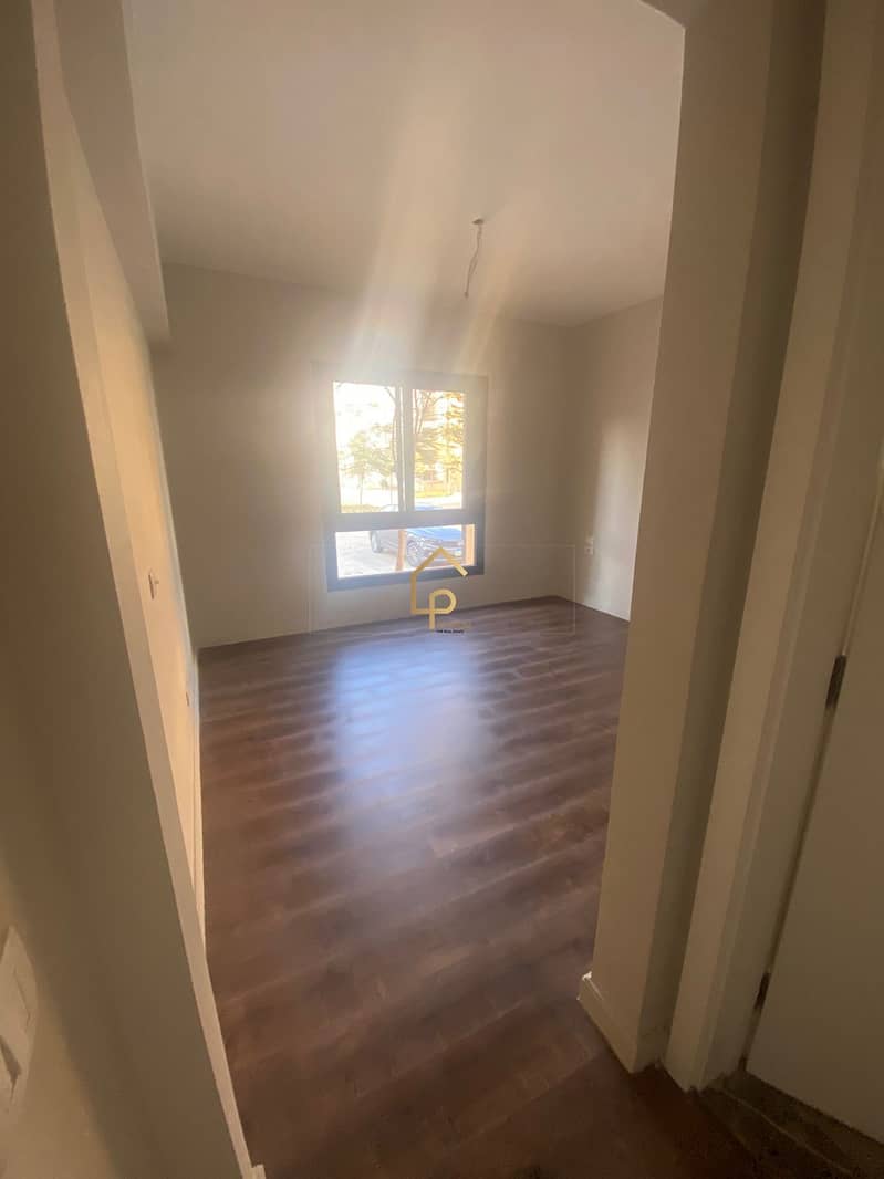 Ground apartment with Kitchen and AC for rent at Owest near of palm hills , new giza ,palm parks elshikh zayed and waslt dahshour - Widok 6