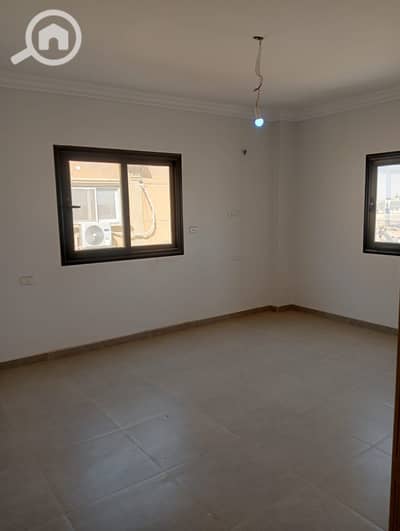 4 Bedroom Flat for Rent in 6th of October, Giza - 1000237852. jpg 4 Bedroom Flat for Rent in 6th of October, Giza - 1000237852. jpg