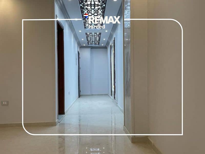 Luxury Apartment for Rent in Sheikh Zayed - District 16 | Ultra Super Lux Finish - Ansicht 4