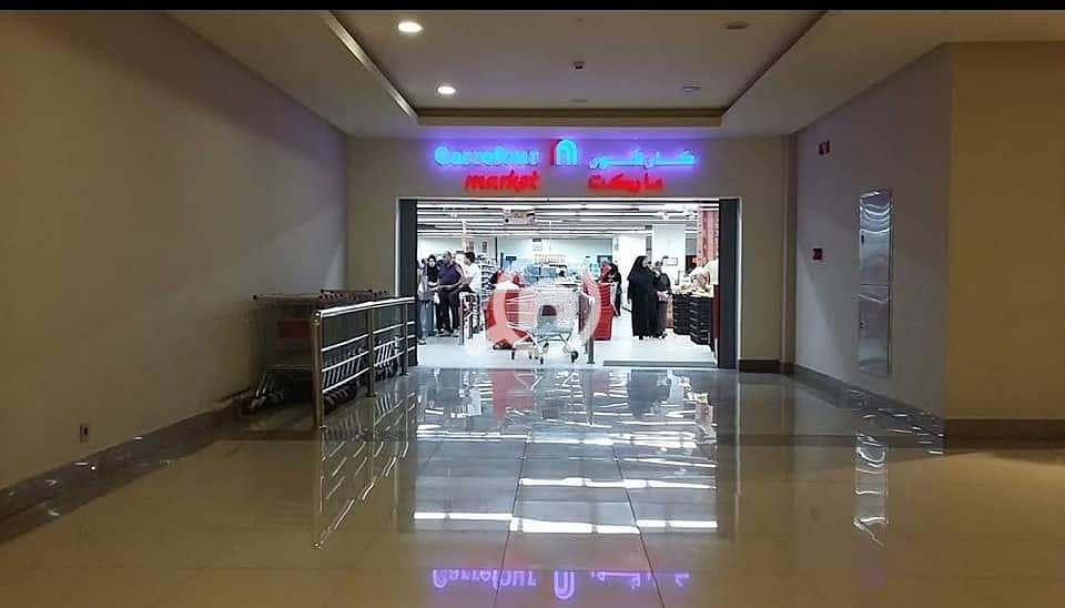 An opportunity you won't find elsewhere for renting a shop with an area of 50 meters in Rehab 2, Afniyu Mall, at an attractive price. The shop has 3 corners with large facades and two doors, suitable for 2 shops, located on the second floor and not ground level, suitable for all. - Widok 3