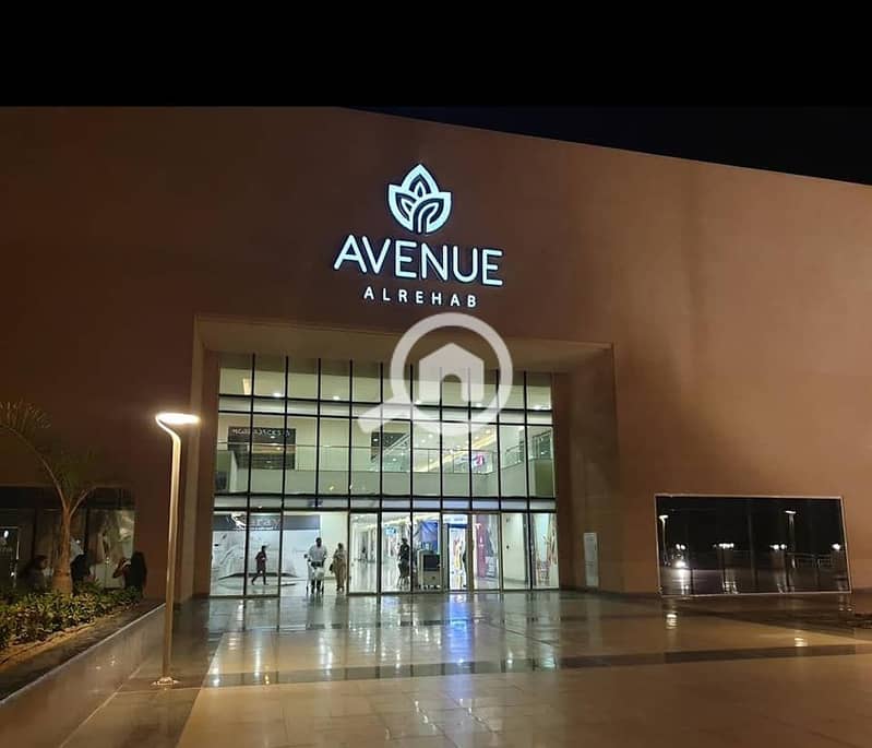 An opportunity you won't find elsewhere for renting a shop with an area of 50 meters in Rehab 2, Afniyu Mall, at an attractive price. The shop has 3 corners with large facades and two doors, suitable for 2 shops, located on the second floor and not ground level, suitable for all. - Widok 6