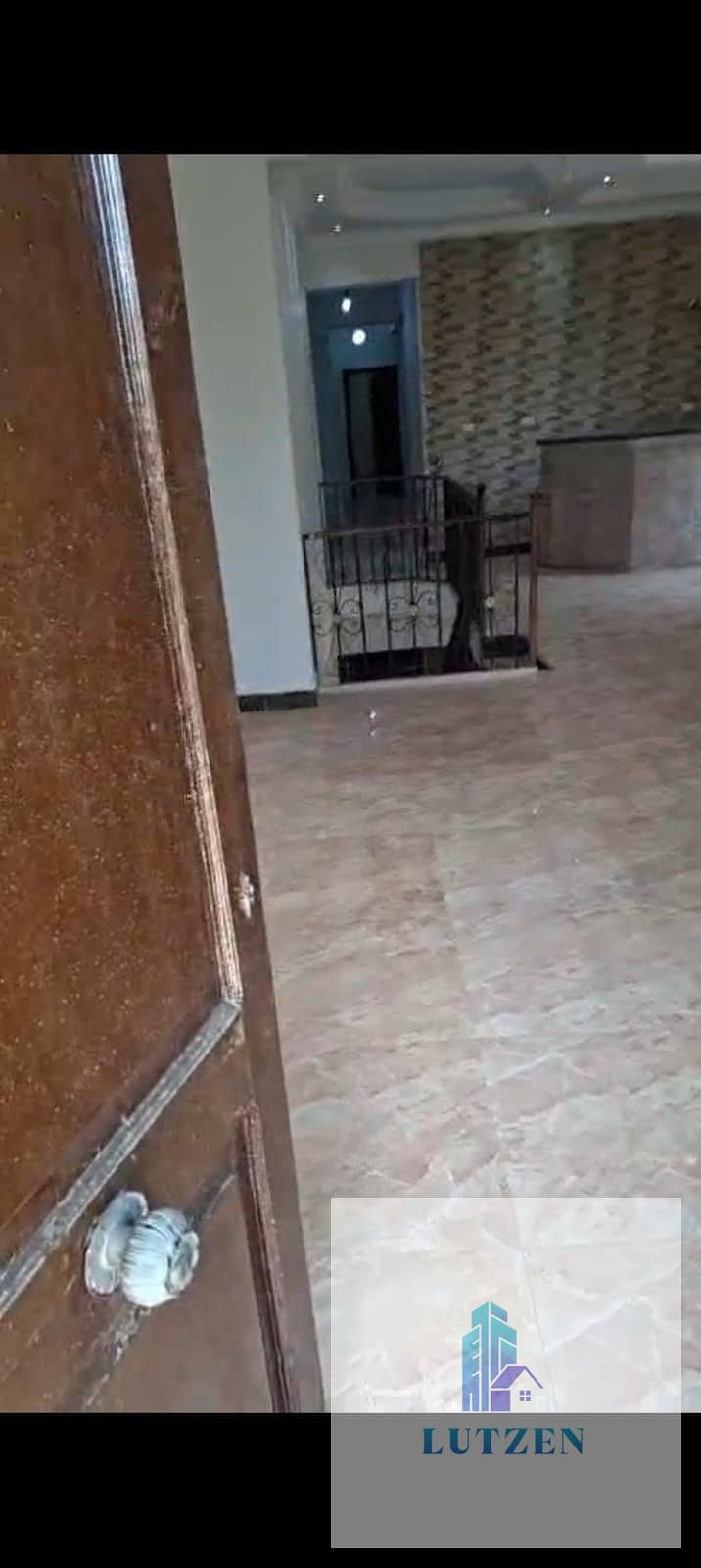 420 SQM Duplex for Sale in Yasmeen Villas with 150 SQM Private Garden, 6 Bedrooms, Private Entrance, 2 Parking Spaces and Legal Documents - Więcej