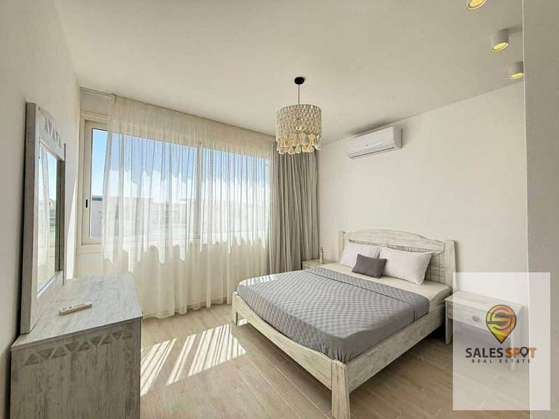 At the lowest price on the Old North Coast, a super deluxe finished chalet for sale with a sea view in Bungalows Village - Ansicht 6