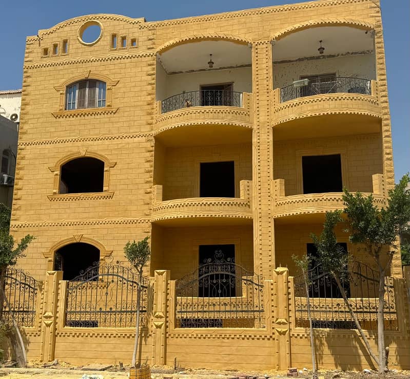 فيلا بارقي في التجمع الخامس للبيع ٥٨٥ متر - Bild 2