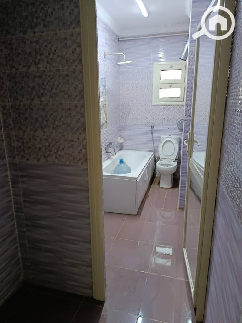 Apartment for rent in Zahra Al-Maadi, Madinat Al-Miraj, with a front view, area 165 sqm, consisting of 3 rooms, bathroom, reception, kitchen, on the 3rd floor, with an elevator, super luxury finishing. - Ansicht 6