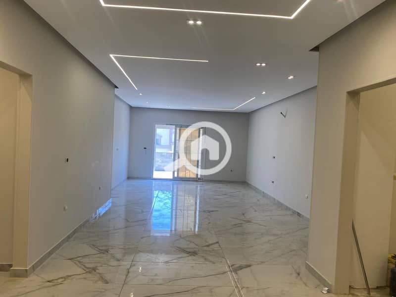 35 1001002431. jpg