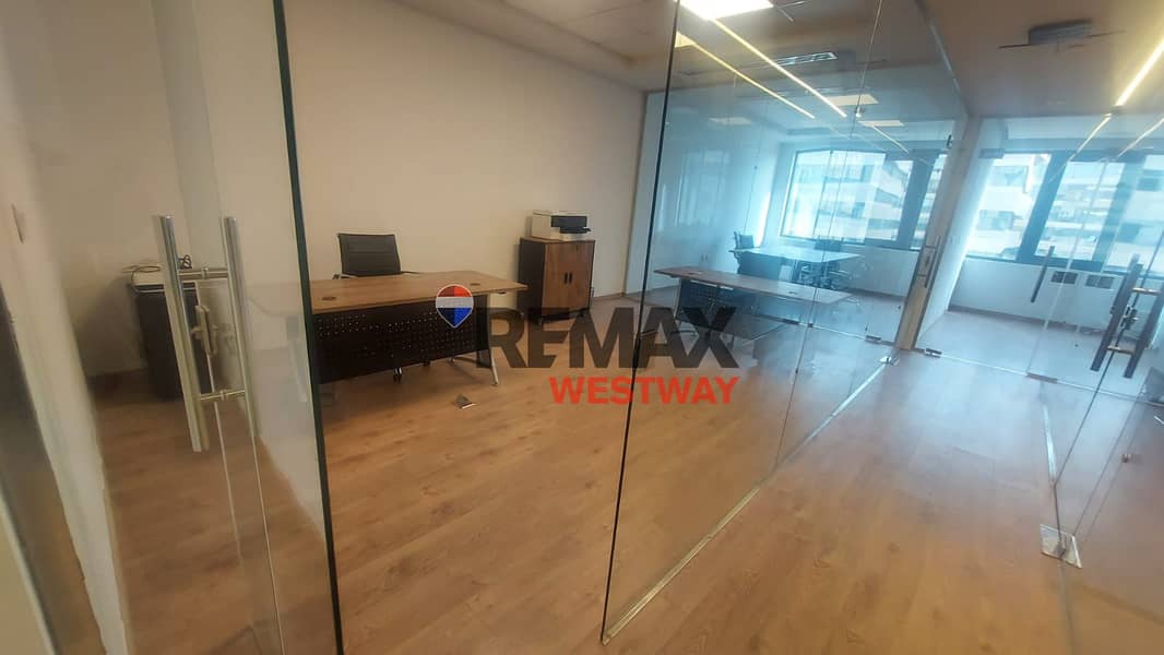 Office for sale in Portal Sodic Beverly Hills El Sheikh Zayed under market price - Ansicht 5