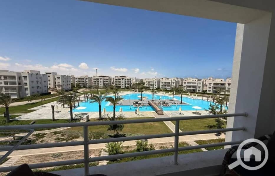 Fully Finished 3-Bedroom Chalet with Double Sea View for Sale in Solare - Ras El Hekma Location: Solare Compound, Ras El Hekma, North Coast - Więcej