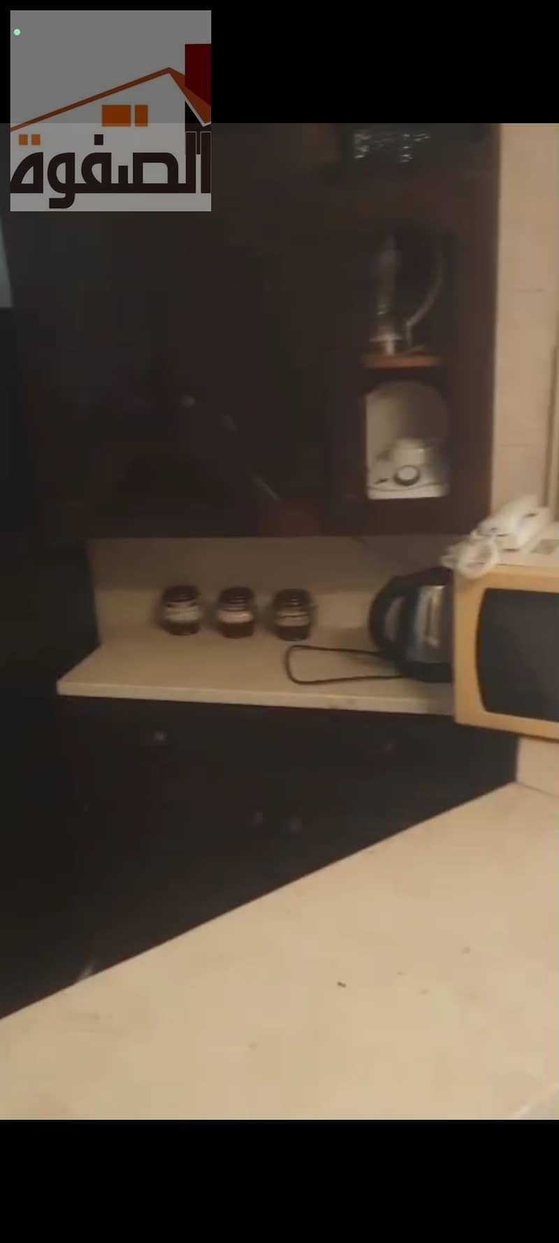 4 87930. jpg