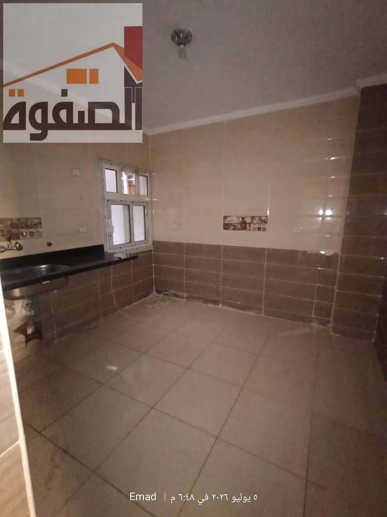New apartment for rent consisting of 3 rooms, reception, bathroom and kitchen in Al-Ma'araj Al-Ulya, Zahraa Al-Maadi, near Carrefour - Widok 4