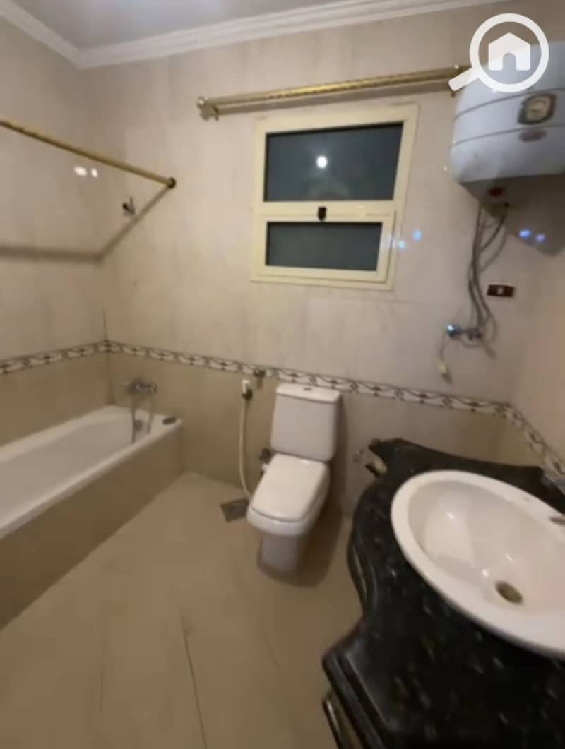 Apartment for rent in Gleem 230m, prime location on Abou Qir Street - Widok 6