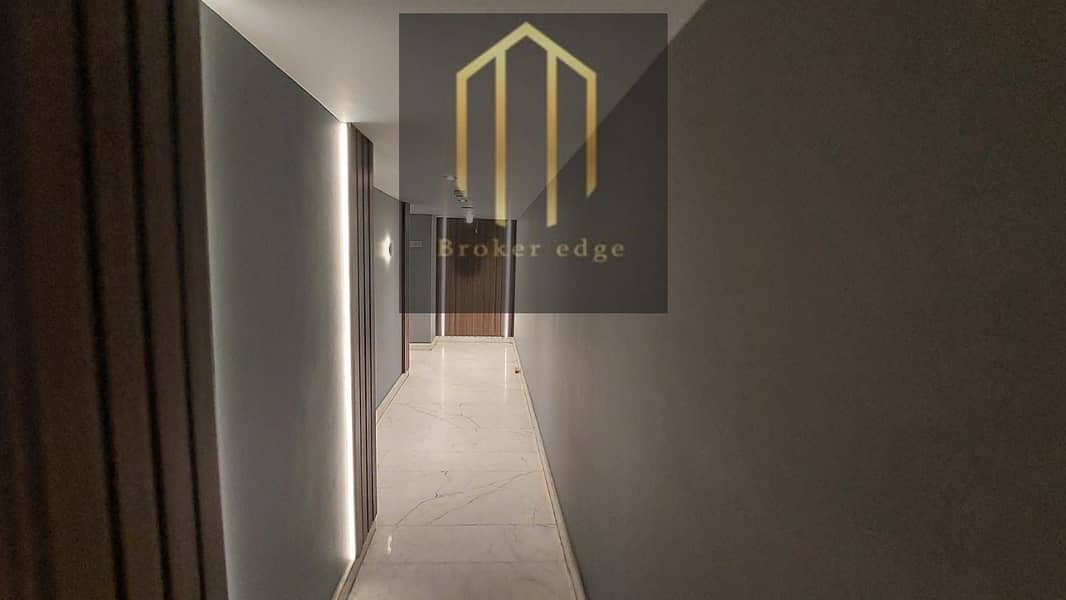 Office space for rent in upscale squares of Heliopolis, near the metro station, 240 meters. - Ansicht 3