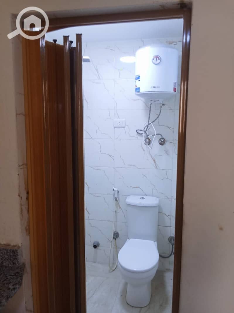 4 1000453224. jpg