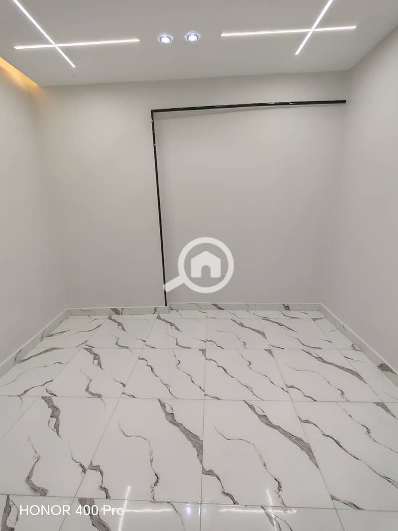 17 215281. jpg