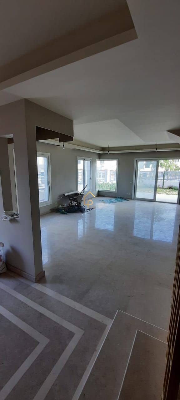 Twin House for Rent in Atrio Sheikh Zayed, including Kitchen & Air Conditioners. Just 10 minutes from Beverly Hills Sodic, Allegria, Etapa, Patio - Widok 2