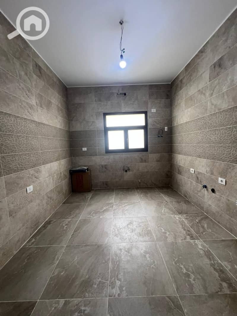 Ready to move Sky Loft For Sale Fully Finished with Ac's IN Almarasem - Bild 5