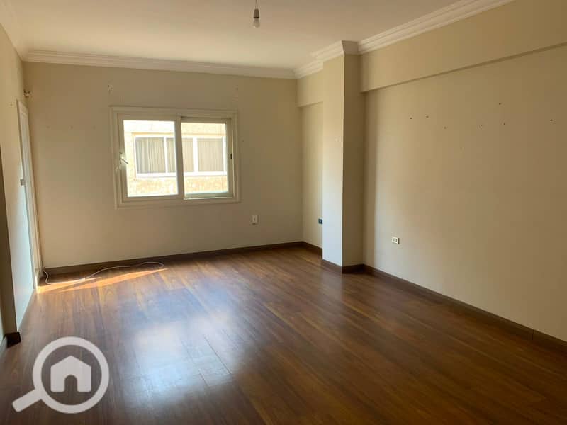 Luxury Super Deluxe apartment in the most upscale locations of Heliopolis, with a garden view in a modern building. - Ansicht 4