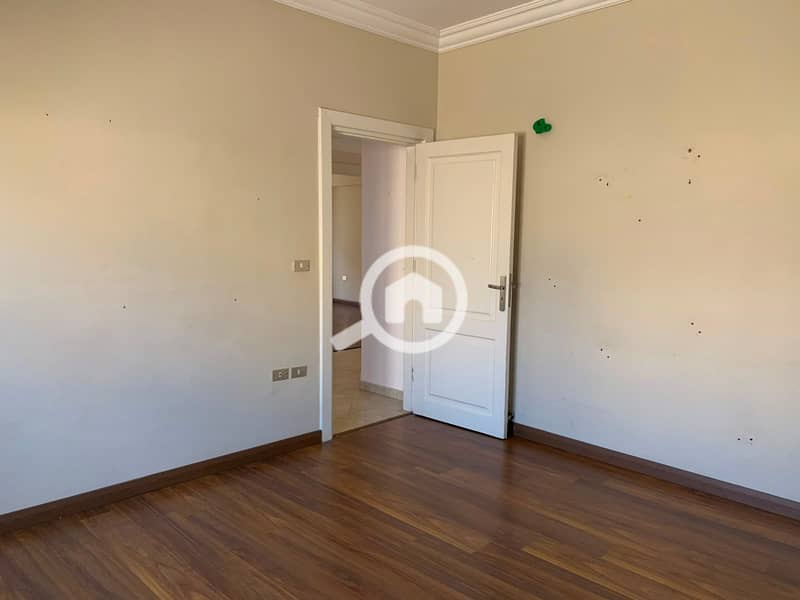 Luxury Super Deluxe apartment in the most upscale locations of Heliopolis, with a garden view in a modern building. - Ansicht 6
