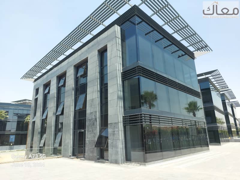 Office for Sale in Cairo Business Park directly opposite Al Rehab City | 55 sqm | 5% Down Payment | 7-Year Installments | Delivery in 1 Year - Więcej