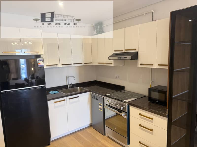 9 4b438c2b-9df5-451d-adc9-d57554497966. jpeg