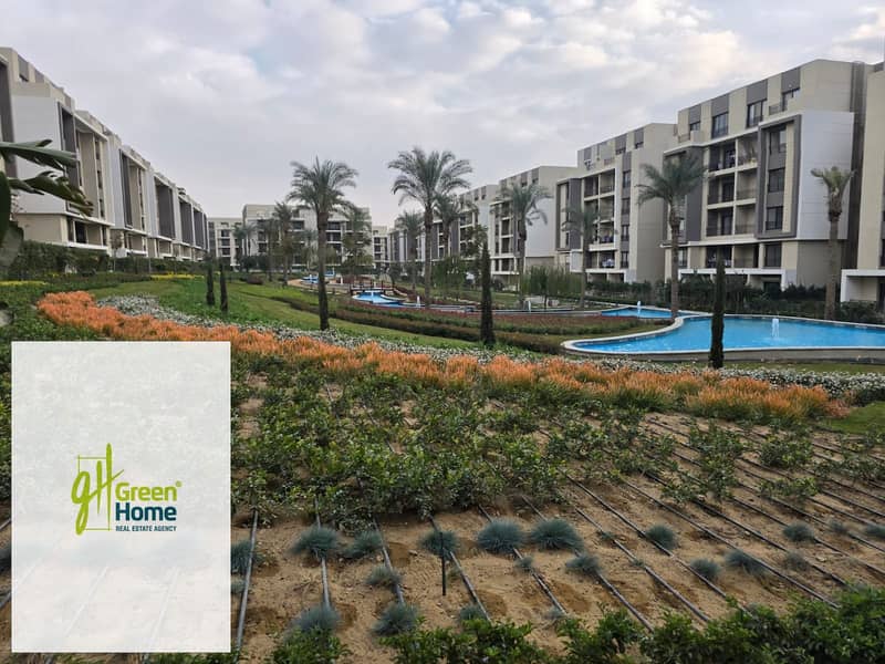 Fully Finished with AC's & Prime location Apartment for sale in Fifth Square El Marasem New Cairo - Widok 4