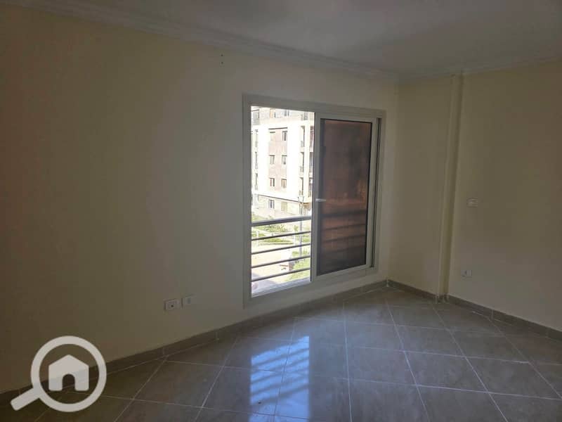 Finished Apartment for Sale in Dar Misr Compound – District 16 – Sheikh Zayed Ready-to-move -Prime location Open Landscape View - Ansicht 6