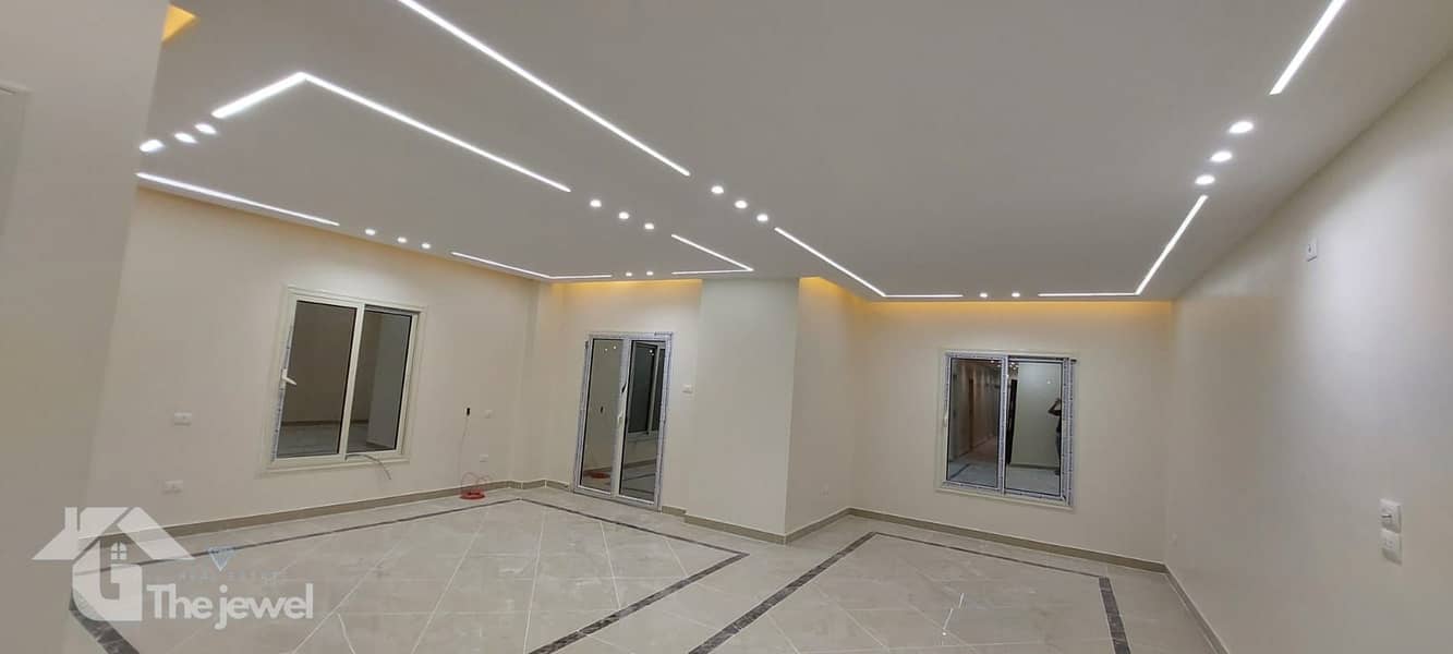 First Use Apartment for Rent in Yasmeen 2 Villas – First Settlement | 200 sqm - Widok 2